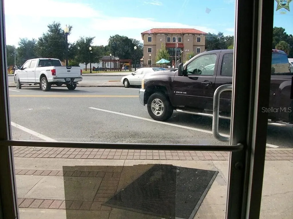 124 Bushnell Plaza Bushnell FL 33513