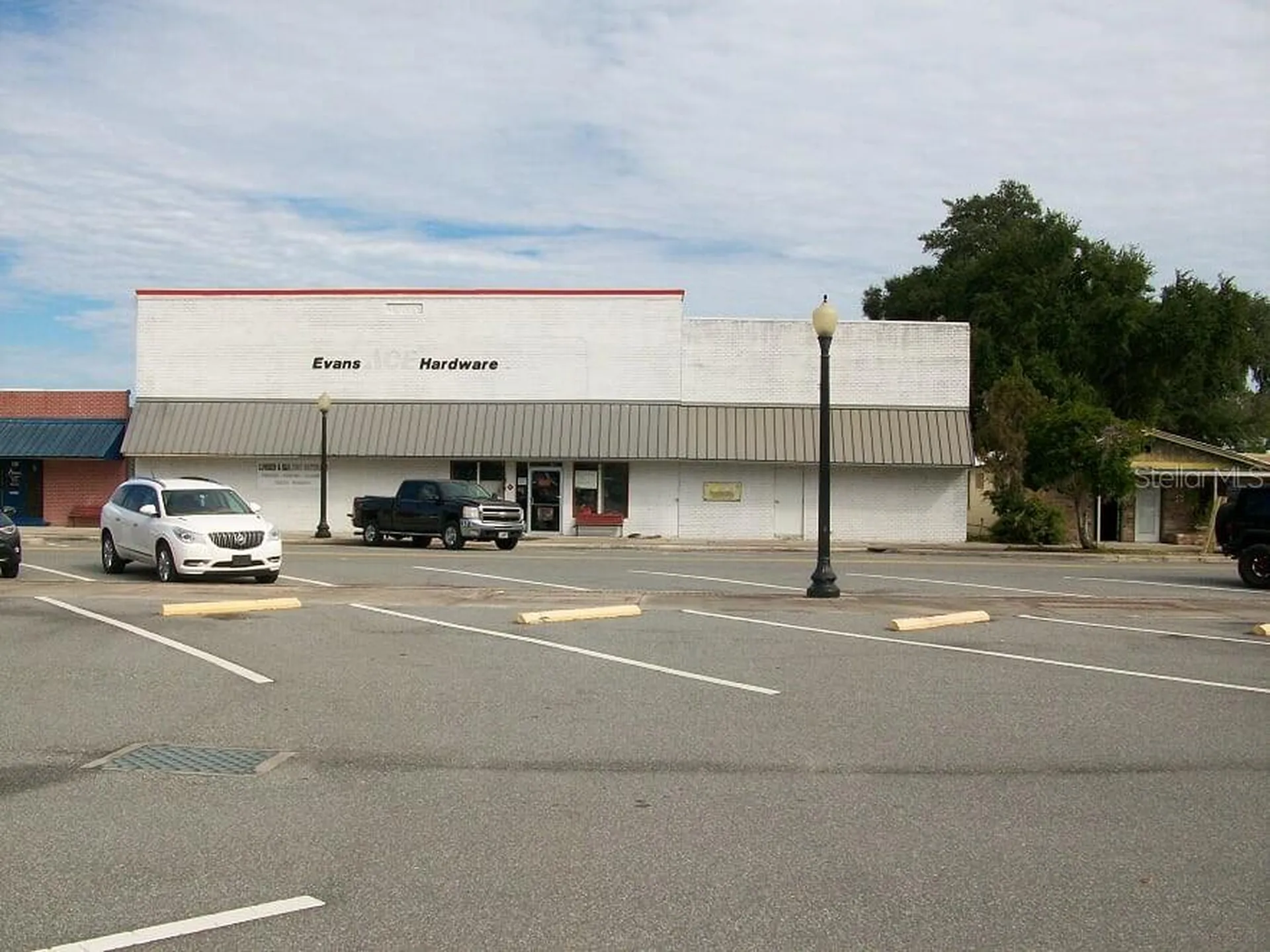 124 Bushnell Plaza Bushnell FL 33513