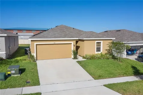 216 Tanager Street Haines City FL 33844