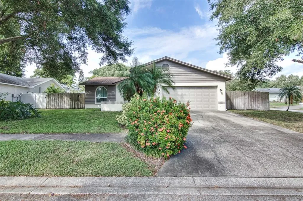 712 Harbor Circle Palm Harbor FL 34683