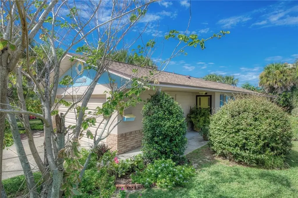 365 Hartford Avenue Daytona Beach FL 32118
