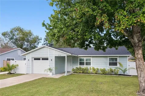 2536 El Portal Avenue Sanford FL 32773