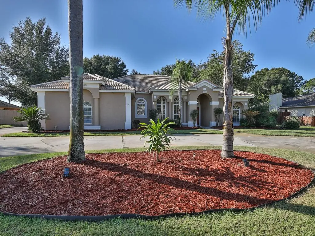 271 Adelaide Street Debary FL 32713