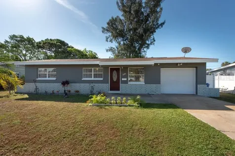 200 74th Avenue N St Petersburg FL 33702