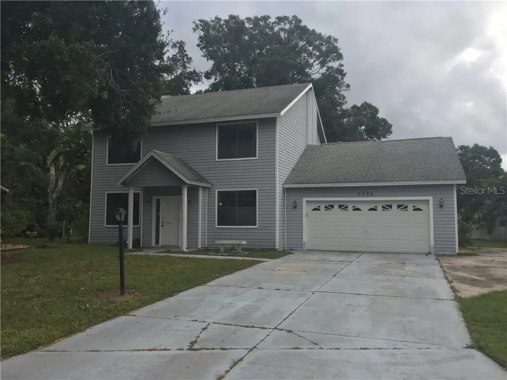 5780 Forester Oak Court Sarasota FL 34243