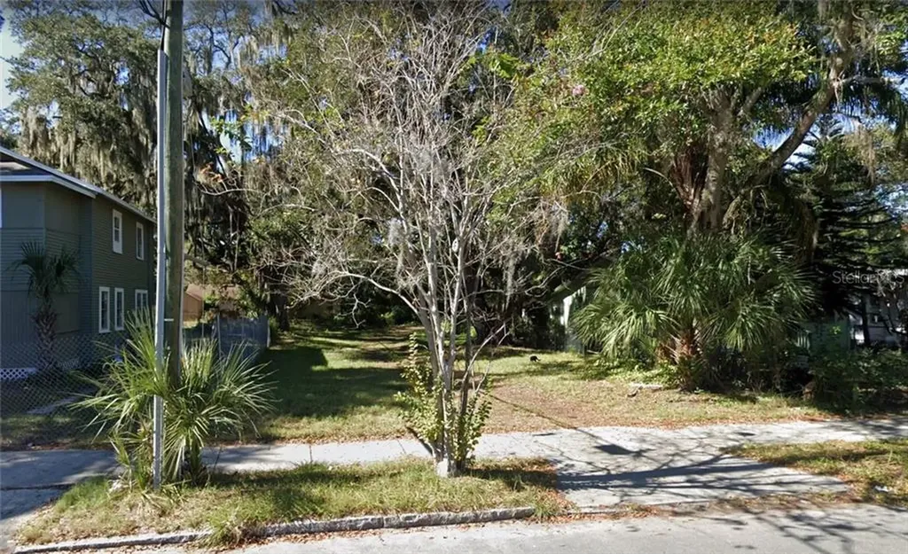1627 12th Street S St Petersburg FL 33705