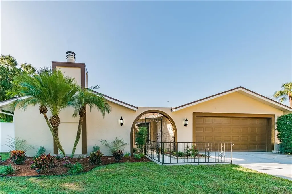 7900 Heather Court Tampa FL 33634