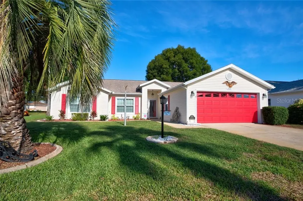 25121 Meriweather Road Leesburg FL 34748