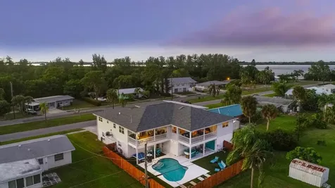 3711 118th Street W Bradenton FL 34210