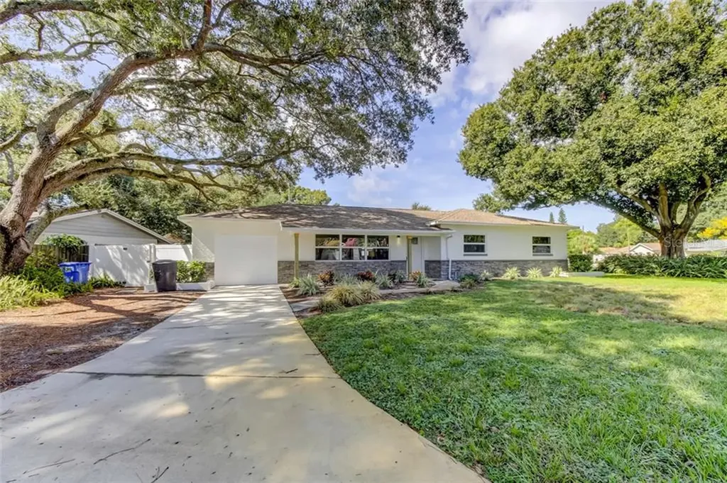 1698 63rd Street N St Petersburg FL 33710