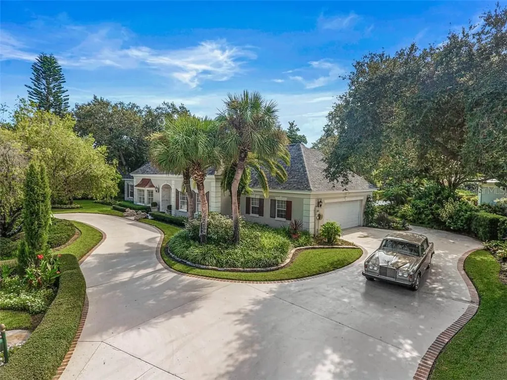 18 Dominica Drive Englewood FL 34223