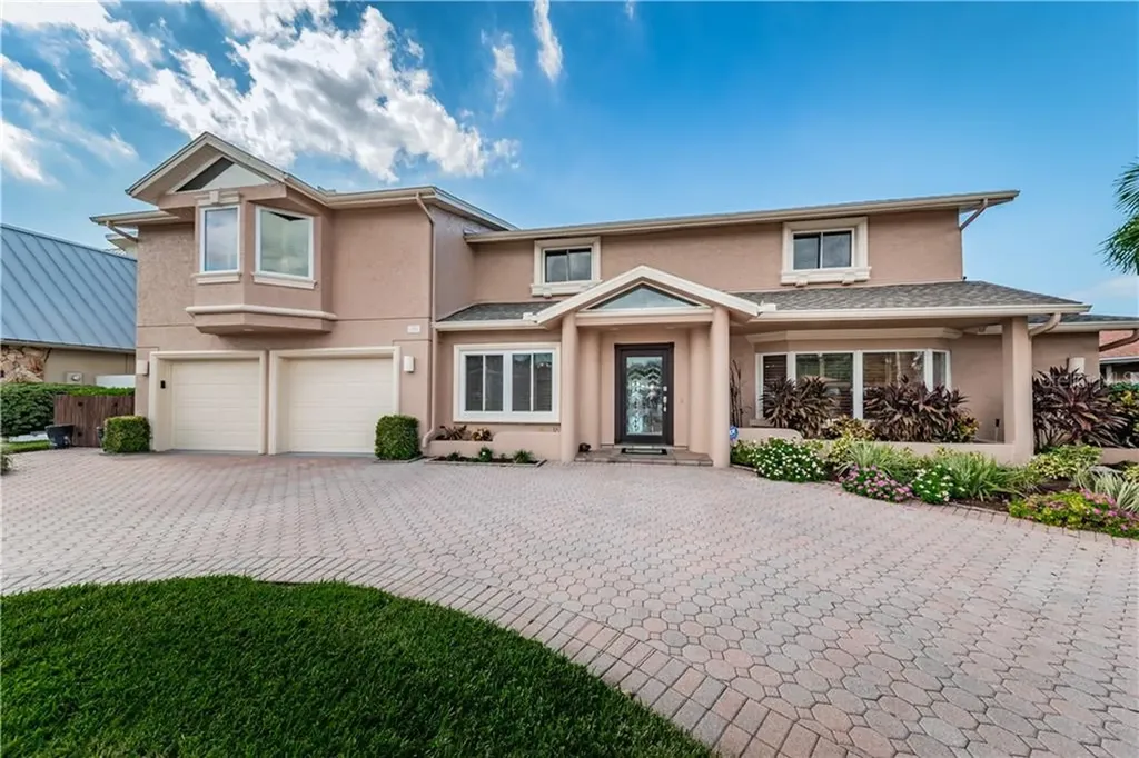 106 Poinciana Lane Largo FL 33770
