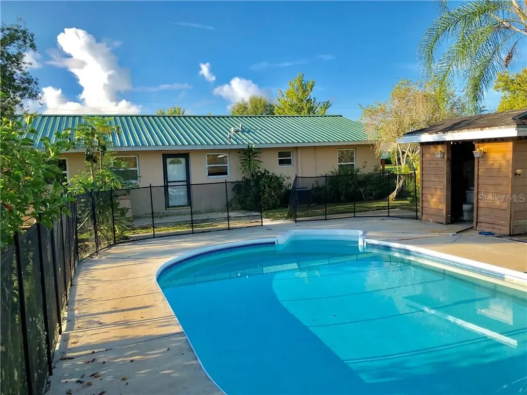 7677 NW 90th Court Okeechobee FL 34972