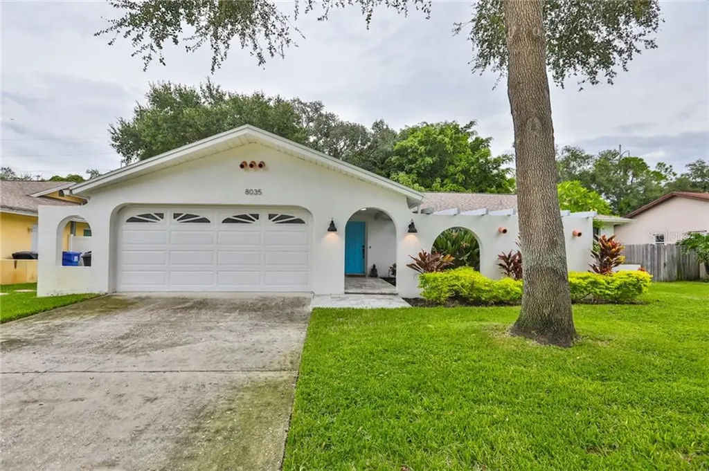 8035 17th Street N St Petersburg FL 33702