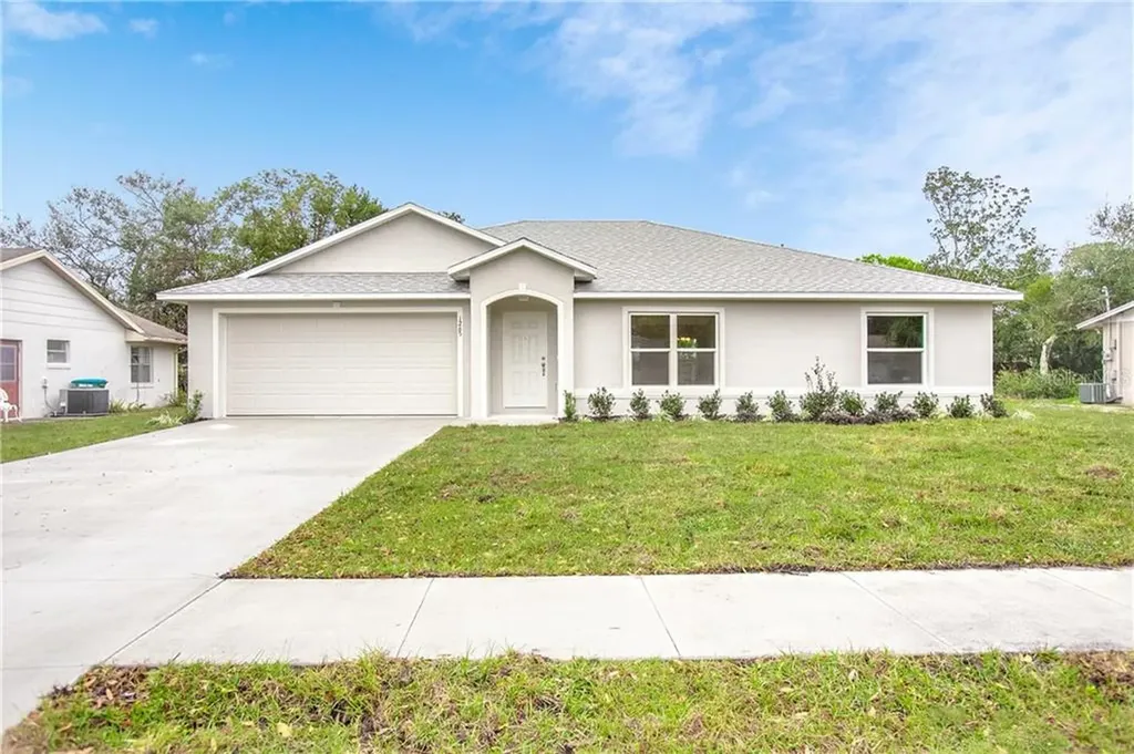 1265 Bailey Avenue Deltona FL 32725