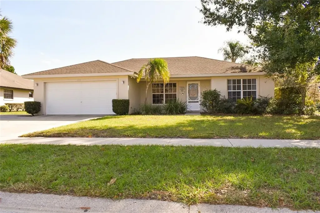 4953 Marsh Harbor Drive Tavares FL 32778