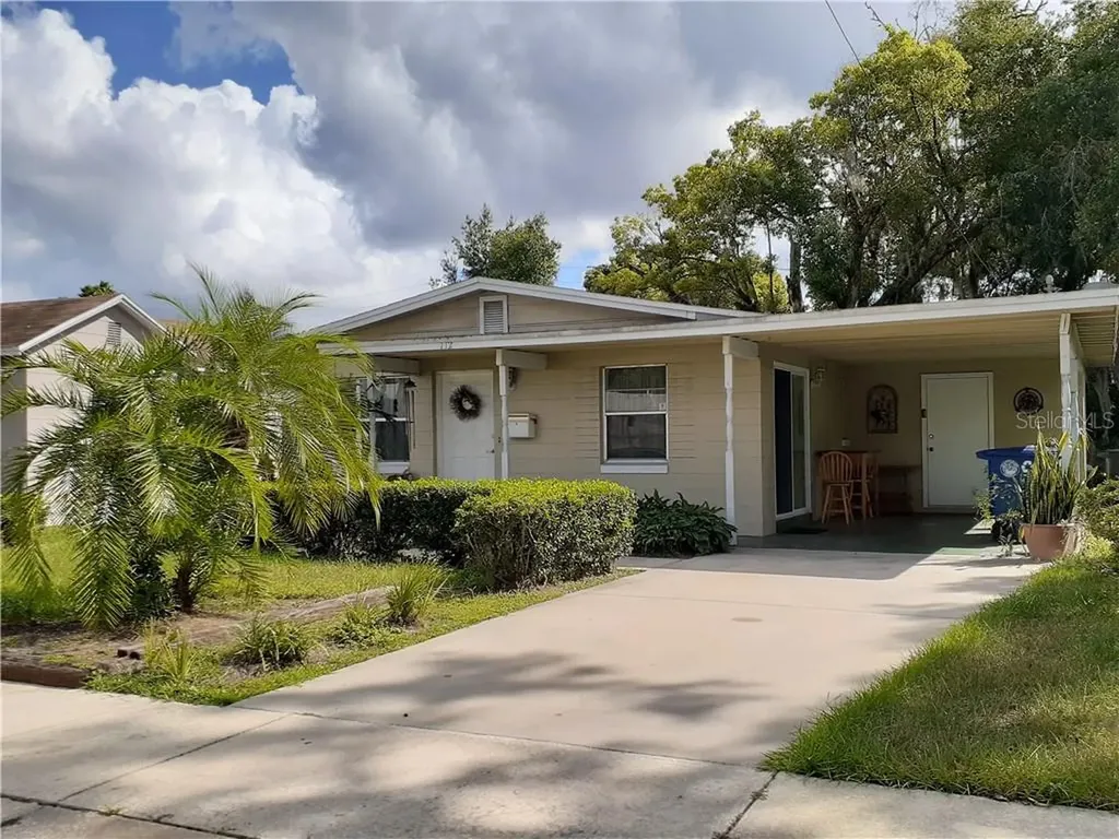 712 W Comstock Avenue Winter Park FL 32789