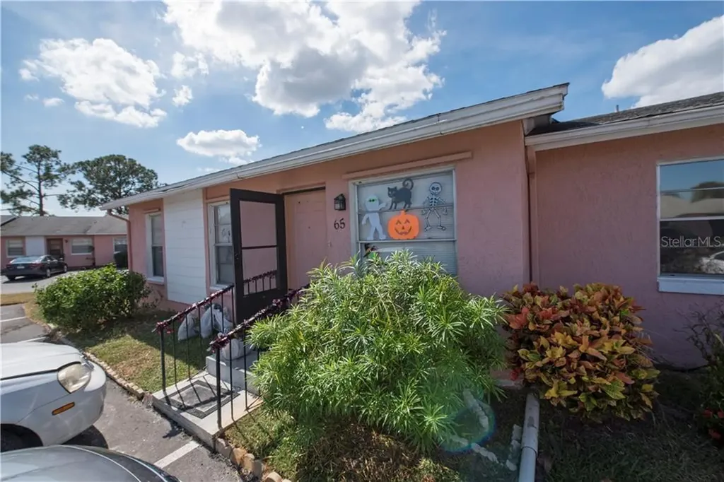 65 Lake Villa Way Kissimmee FL 34743