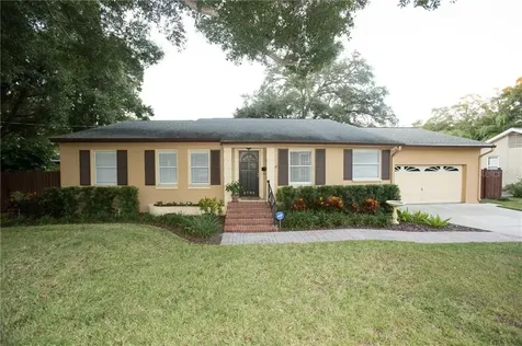 3705 W Barcelona Street Tampa FL 33629