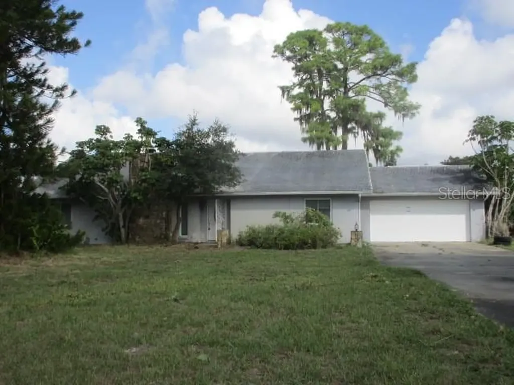 1050 5th Street Englewood FL 34223