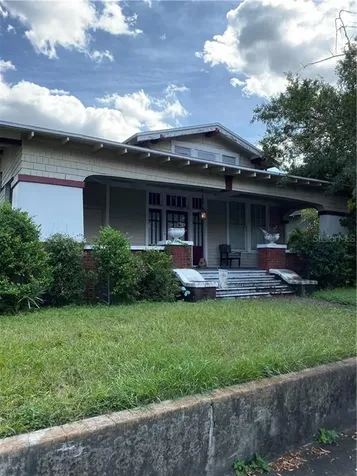 5609 N Miami Avenue Tampa FL 33604