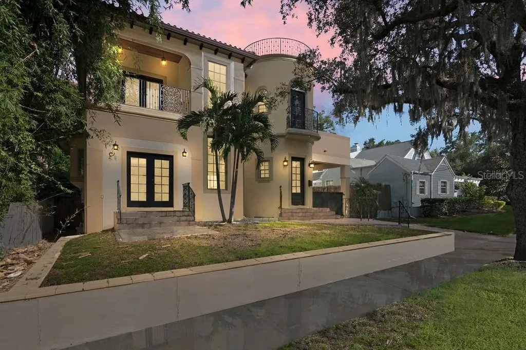 335 N Hyer Avenue Orlando FL 32803