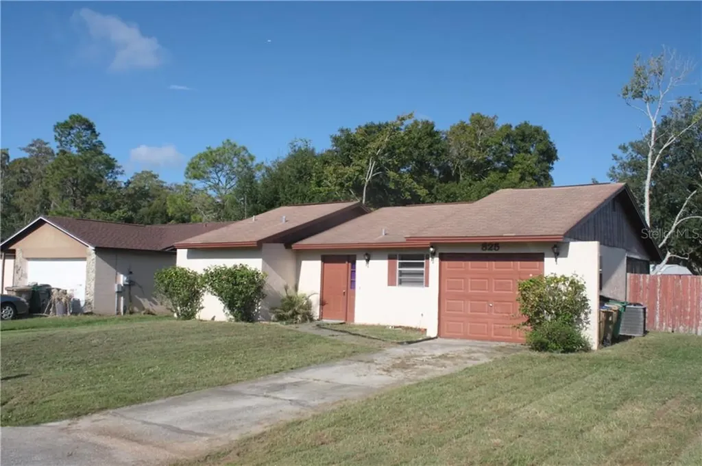 825 Del Prado Drive Kissimmee FL 34758