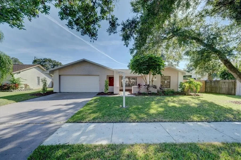 2351 Podocarpus Way Clearwater FL 33759