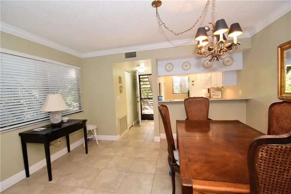 1716 Glenhouse Drive Sarasota FL 34231