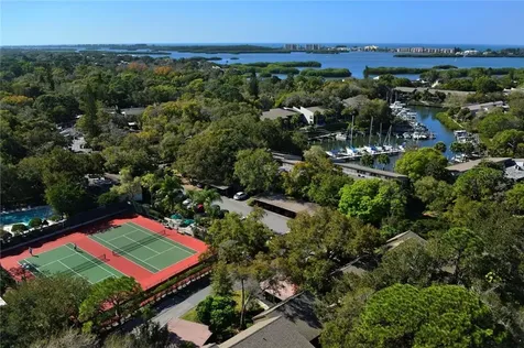 1716 Glenhouse Drive Sarasota FL 34231