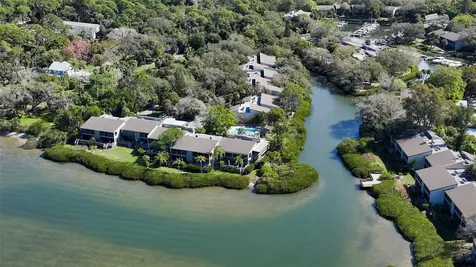 1716 Glenhouse Drive Sarasota FL 34231