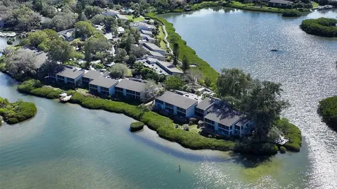 1716 Glenhouse Drive Sarasota FL 34231
