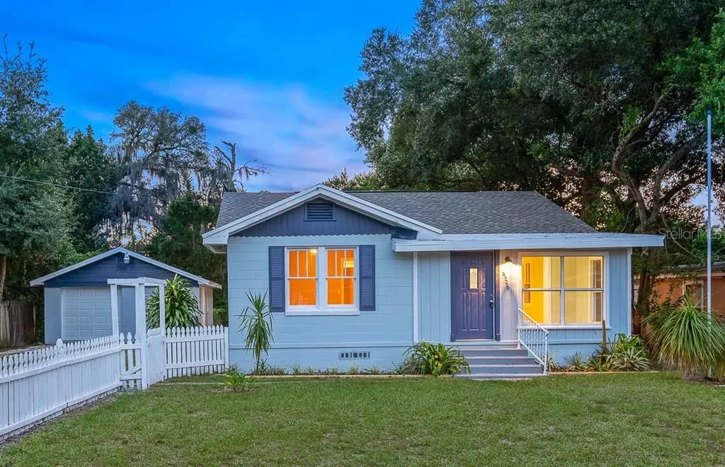 8308 N Orangeview Avenue Tampa FL 33617
