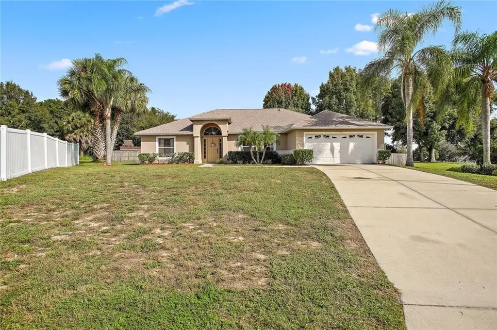 2302 Knollwood Drive Leesburg FL 34748