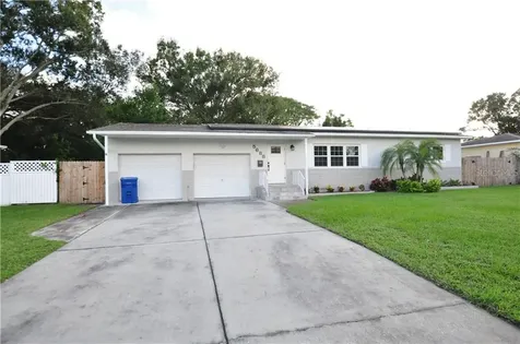 5688 34th Avenue N St Petersburg FL 33710
