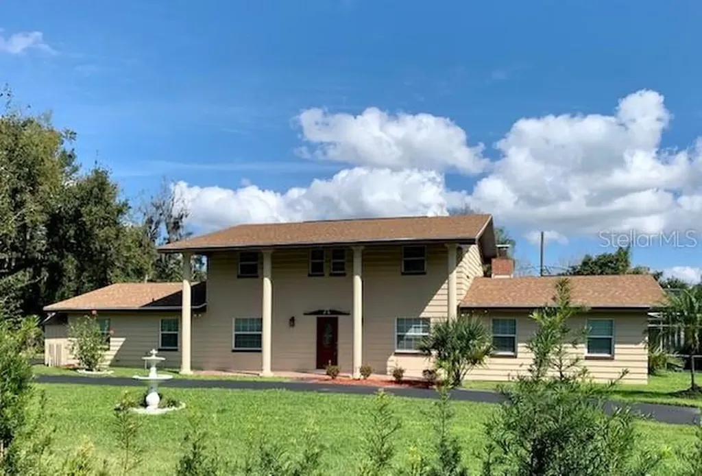 1360 S Lyndell Drive Kissimmee FL 34741
