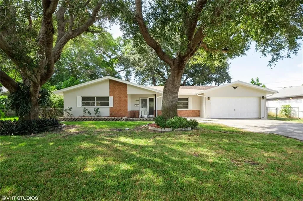 6353 16th Street S St Petersburg FL 33705