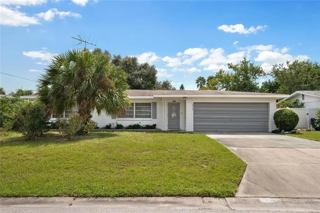 2414 Foster Lane Sarasota FL 34239