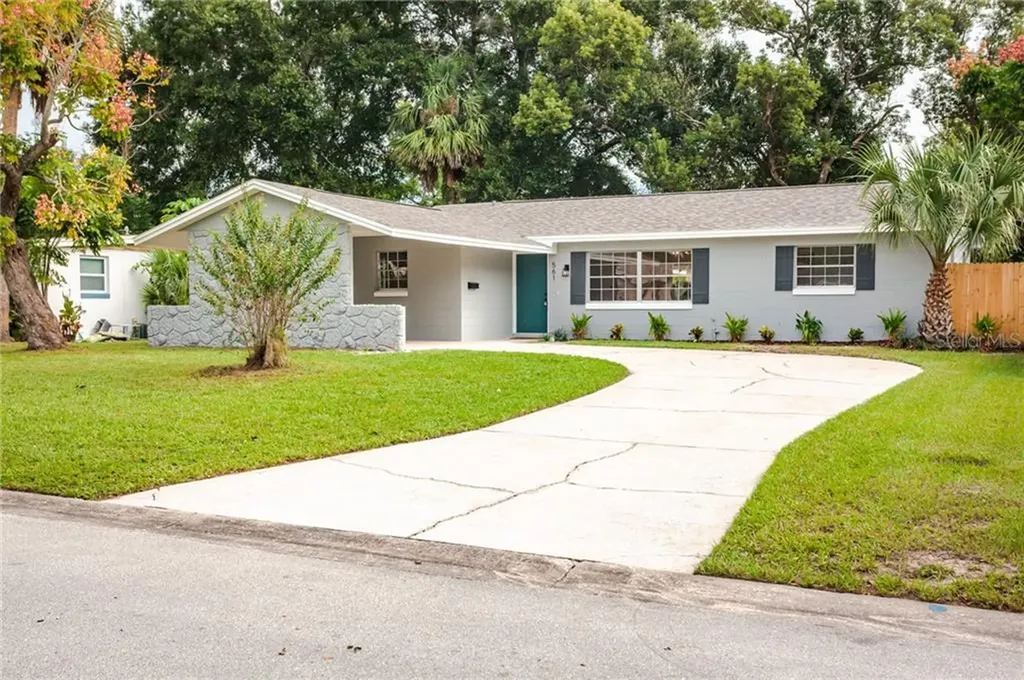 561 Carlisle Avenue Altamonte Springs FL 32714