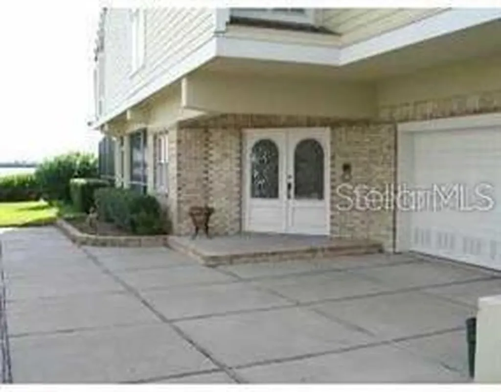 54 Tidy Island Boulevard Bradenton FL 34210