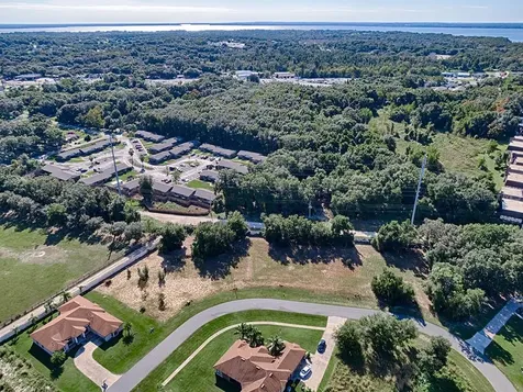 825 Oaks Shores Road Leesburg FL 34748