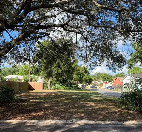 2005 Upton Court S St Petersburg FL 33712