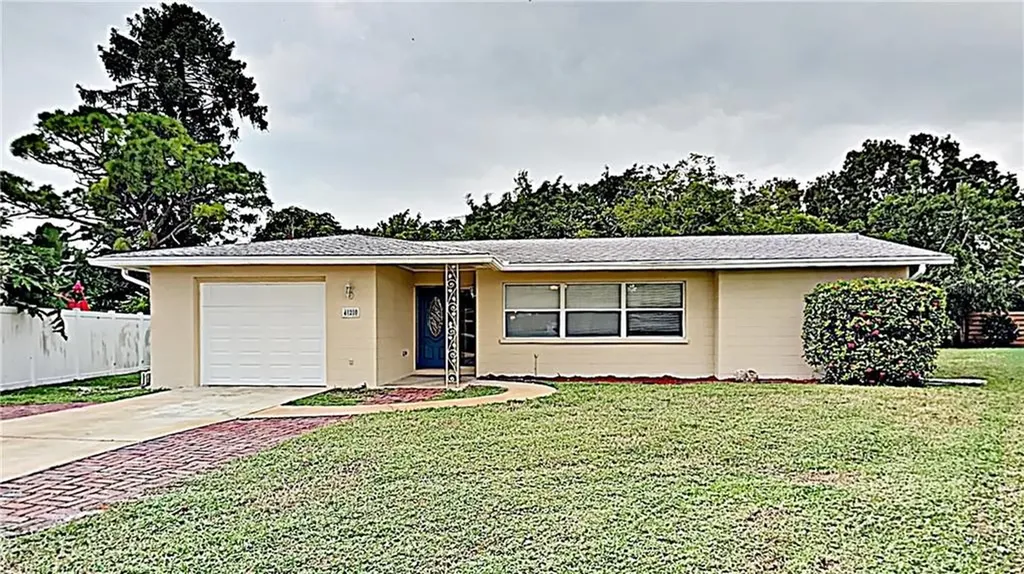 420 62nd Street NW Bradenton FL 34209