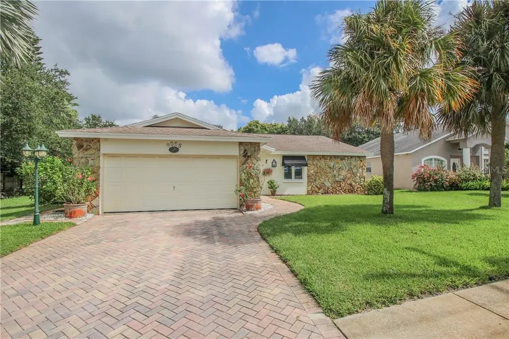 9055 Antilles Drive Seminole FL 33776