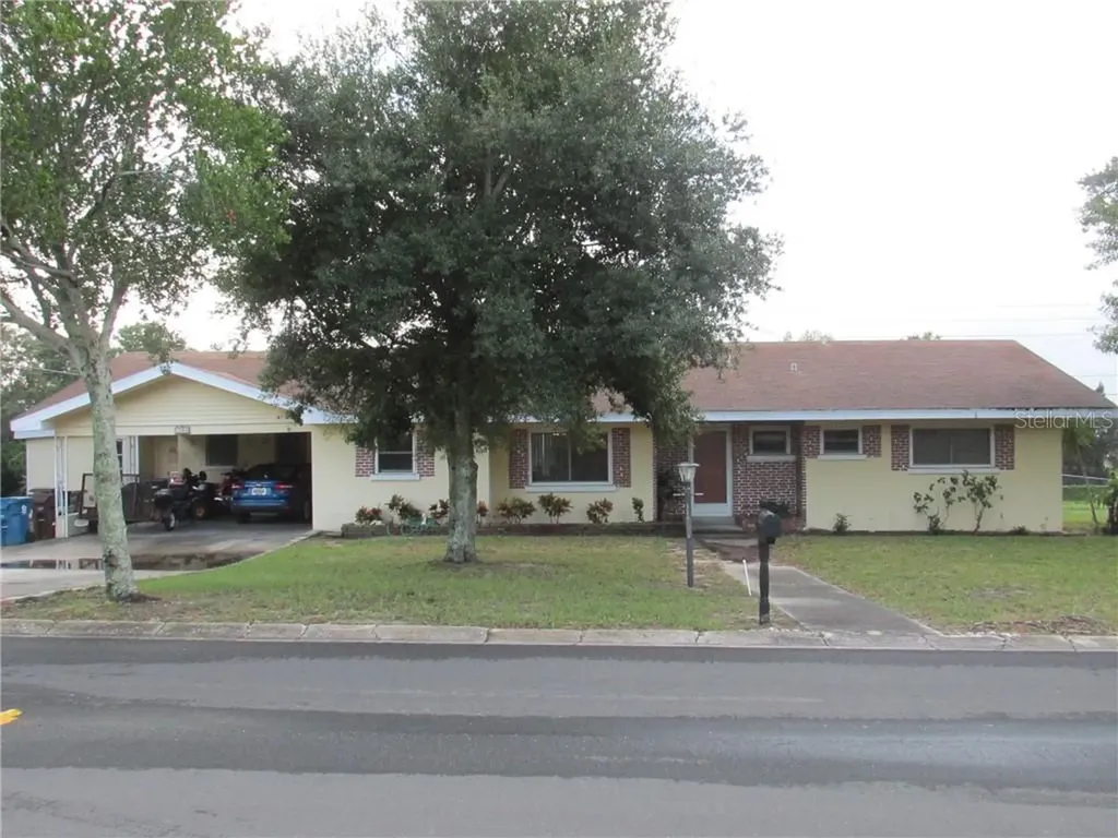 734 Wildabon Avenue Lake Wales FL 33853
