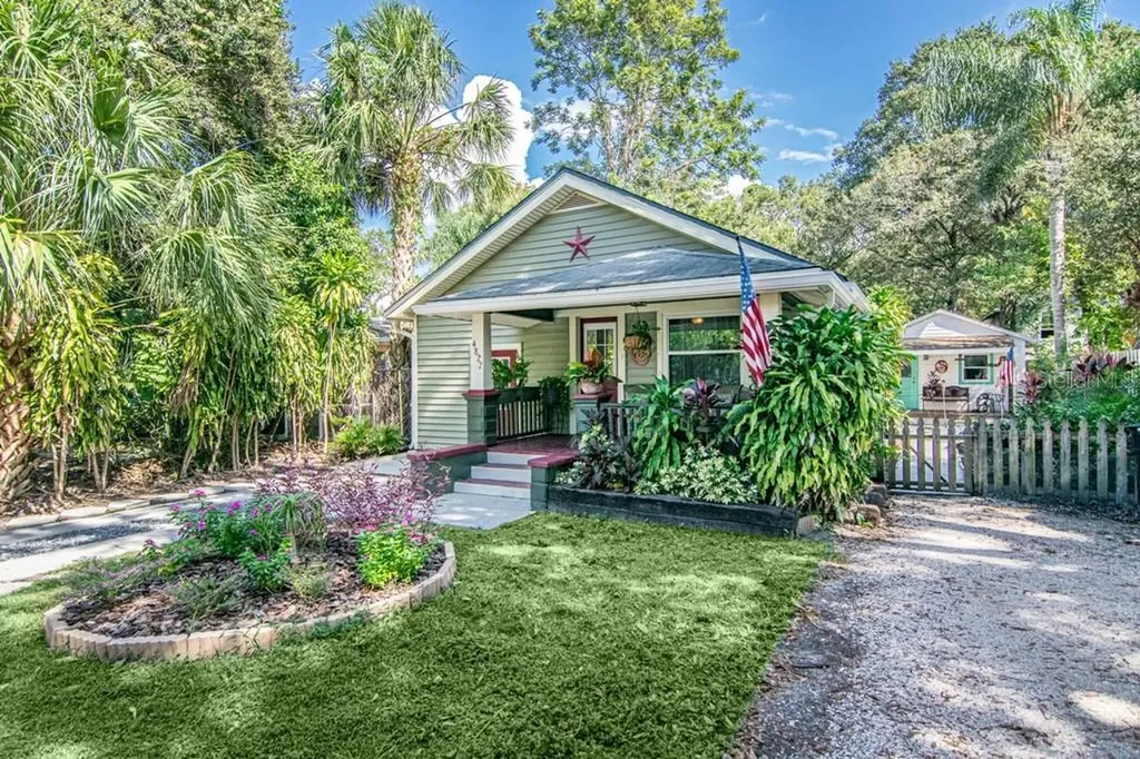 4827 21st Street N St Petersburg FL 33714