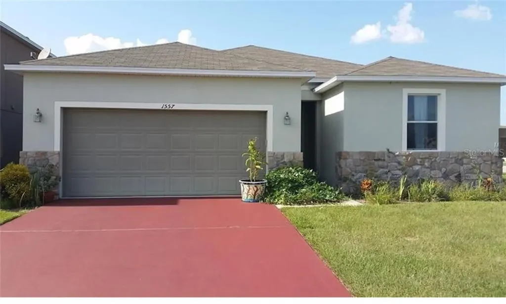 1557 Regent Court Mount Dora FL 32757