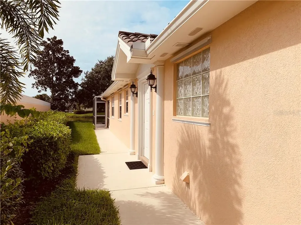 5751 Ivrea Drive Sarasota FL 34238