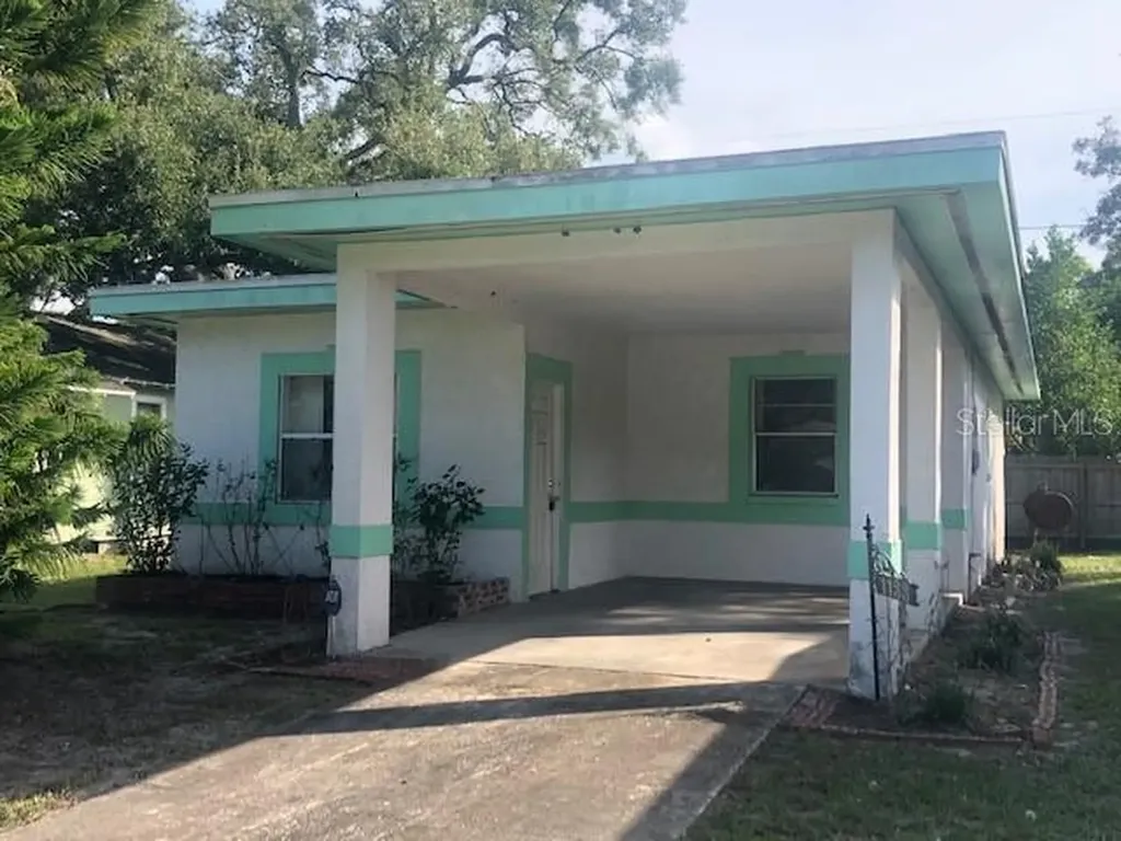 1133 Tangerine Street Clearwater FL 33755
