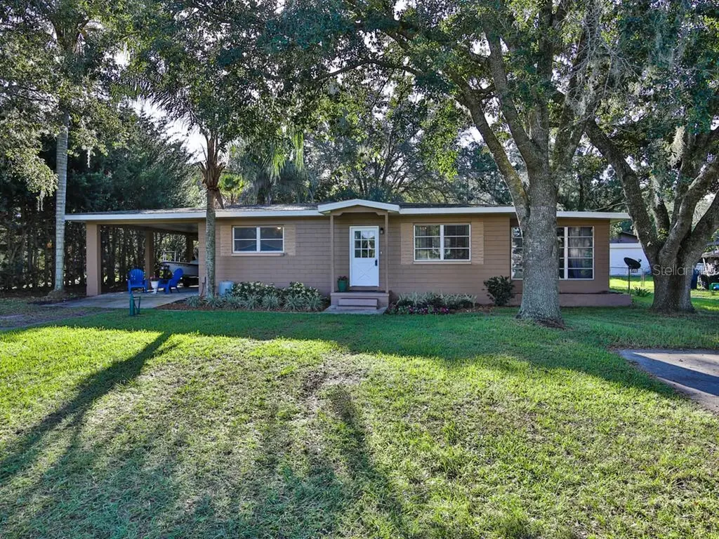54 Melodie Lane Deland FL 32724